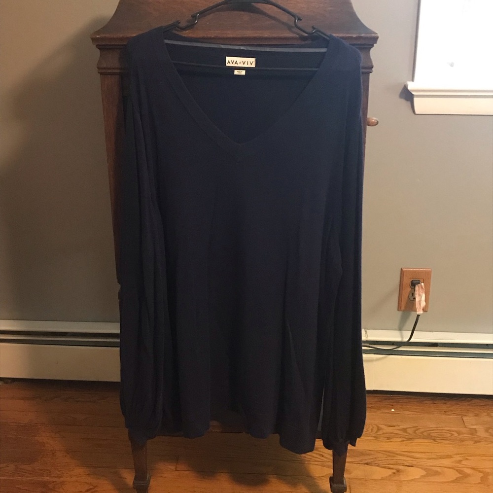 Ava & Viv bell sleeve blouse